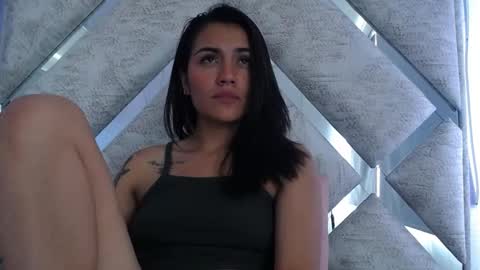 daila_ online show from January 17, 3:22 pm