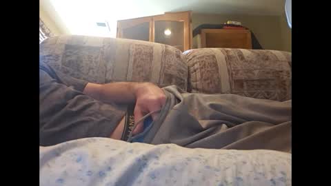 Snapshot of dailyjerker84 chatting on March 1, 7:59 pm DailyJerker84 online show from March 1, 7:59 pm