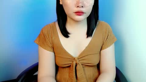 Snapshot of dainaxoxoxo chatting on February 24, 9:35 pm Diana online show from February 24, 9:35 pm