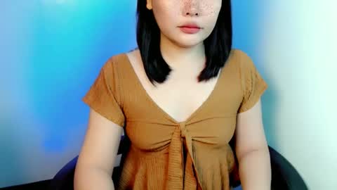 Snapshot of dainaxoxoxo chatting on February 25, 9:35 pm Diana online show from February 25, 9:35 pm