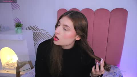 Lauren            online show from February 26, 12:14 pm