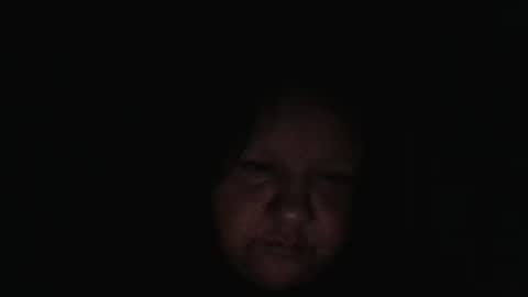Snapshot of daisnconfusion_ chatting on February 4, 2:39 am daisnconfusion_ online show from February 4, 2:39 am