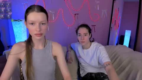 Snapshot of daisy_baby_ chatting on March 8, 8:01 pm daisy online show from March 8, 8:01 pm