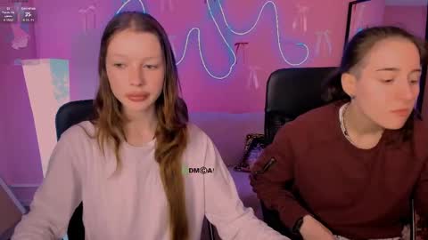 Snapshot of daisy_baby_ chatting on March 18, 8:12 pm daisy online show from March 18, 8:12 pm