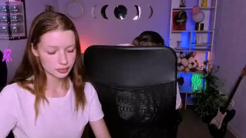 Snapshot of daisy_baby_ chatting on June 29, 2:17 pm daisy online show from June 29, 2:17 pm
