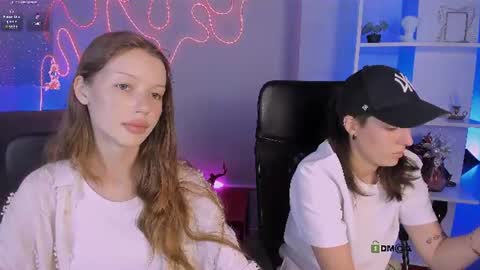 Snapshot of daisy_baby_ chatting on July 23, 12:14 pm daisy online show from July 23, 12:14 pm