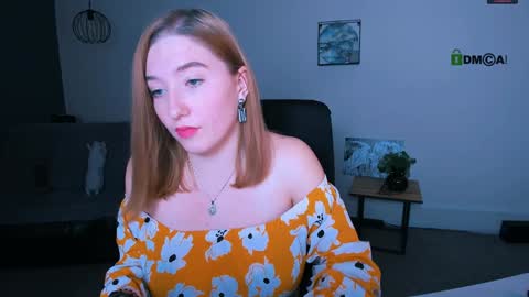 Snapshot of daisy_candy chatting on December 20, 1:43 pm Little Di online show from December 20, 1:43 pm