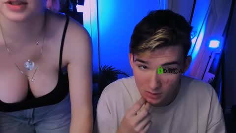 Little Di online show from December 20, 11:34 pm