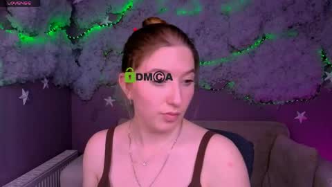 Snapshot of daisy_candy chatting on May 23, 8:46 pm Little Di online show from May 23, 8:46 pm