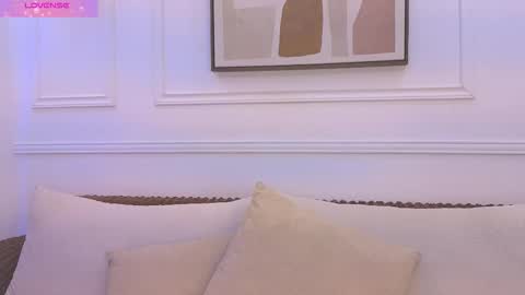 Daisy Price online show from March 27, 10:04 am