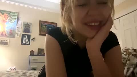 Snapshot of daisybaby699 chatting on January 12, 8:46 am DaisyB3 online show from January 12, 8:46 am