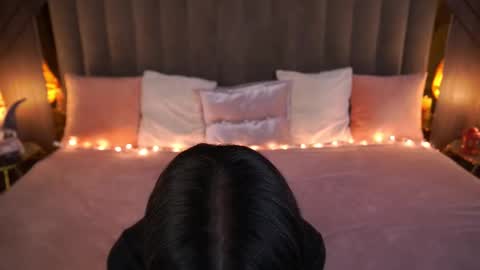 daisydelight_ online show from February 10, 5:14 am