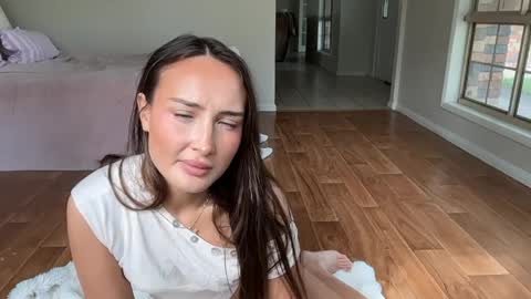 Daisy online show from March 30, 11:06 pm