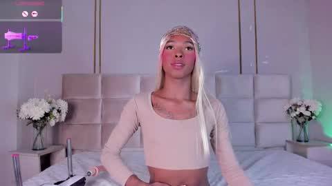 Daisy online show from March 8, 4:00 pm