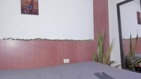 Snapshot of daisytaylor_ chatting on May 1, 12:32 pm Daisy online show from May 1, 12:32 pm