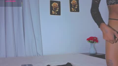 Snapshot of daisytaylor_ chatting on July 13, 11:57 am Daisy online show from July 13, 11:57 am