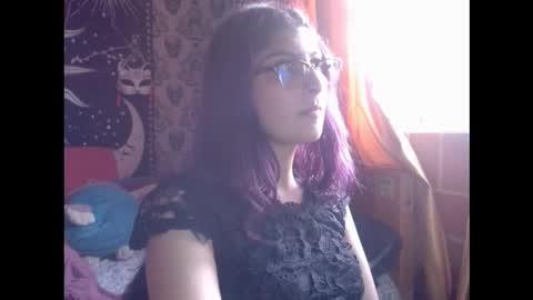    --  -- help me reach 100 hands up  online show from October 7, 10:29 pm