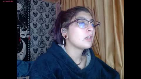    --  -- help me reach 100 hands up  online show from October 18, 6:26 am