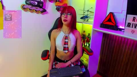 dakota_addams online show from March 16, 7:18 pm