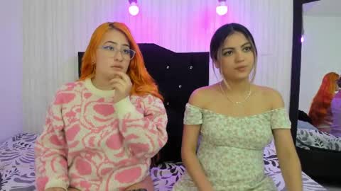 Snapshot of dakota_alice chatting on February 21, 6:07 am Dakota and Valerie online show from February 21, 6:07 am