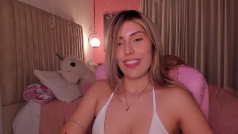 Snapshot of dakota_clark chatting on February 3, 2:53 am Helloo HAPPY NEW YEAR Ill be back soon online show from February 3, 2:53 am