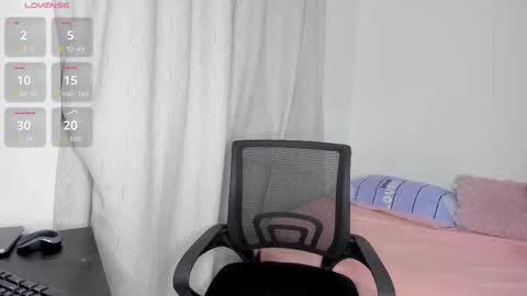 Snapshot of dakota_jenkins chatting on February 15, 12:51 am janeth online show from February 15, 12:51 am