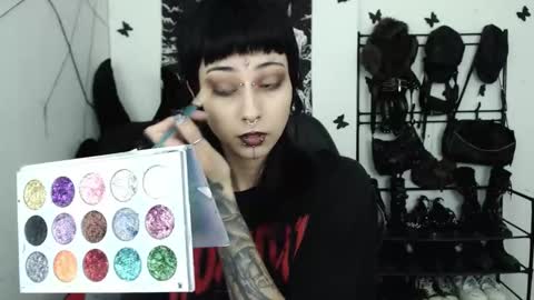 Snapshot of dakota_krall_ chatting on February 6, 3:11 am dakota online show from February 6, 3:11 am