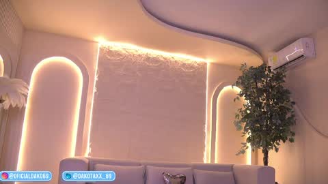 dako online show from April 18, 12:14 am