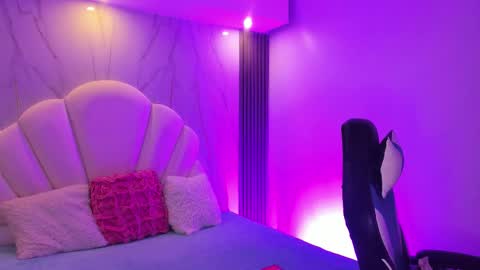 dakota_mars online show from October 22, 12:16 pm