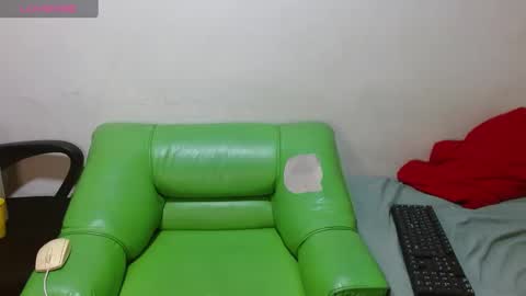 Dakota And Bellamy online show from January 18, 10:39 pm