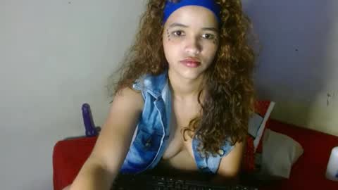 Dakota And Bellamy online show from February 27, 6:40 am