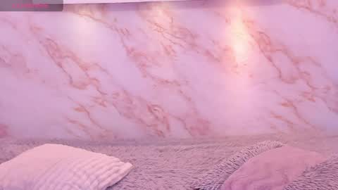 Dakota Ferreti online show from April 13, 8:25 pm