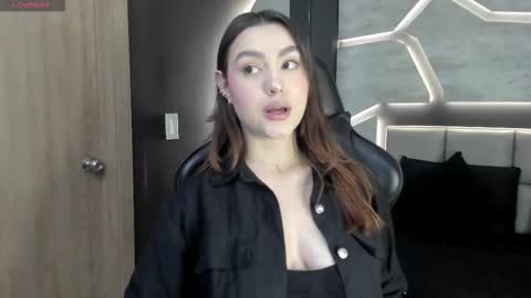 Dakota  online show from January 5, 7:17 pm