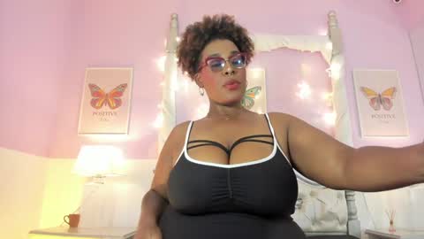 Snapshot of dakotasexshow2 chatting on January 10, 7:43 pm Dakota Sex Show  online show from January 10, 7:43 pm