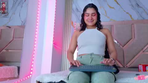 dakotatylerrr online show from March 25, 11:16 am