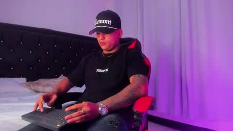 dalasnovoa online show from January 16, 12:53 pm