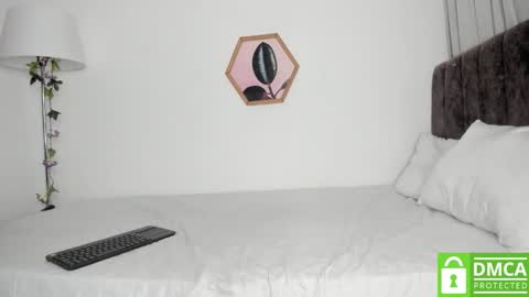 D A L H I L A online show from October 28, 1:20 am