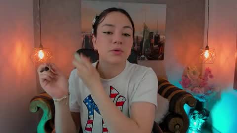 Snapshot of dali_collin chatting on February 26, 1:32 pm dali_collin online show from February 26, 1:32 pm