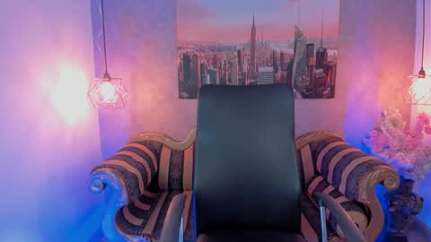 Snapshot of dali_collin chatting on March 1, 4:53 pm dali_collin online show from March 1, 4:53 pm