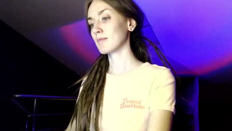 Dalia  online show from December 2, 1:57 pm