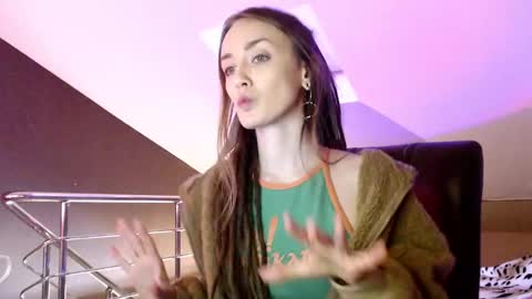 Dalia  online show from December 14, 10:24 am