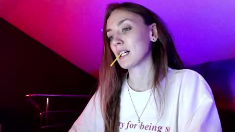 Dalia  online show from January 28, 2:21 pm