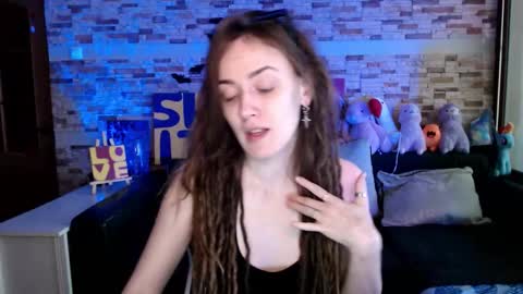 Dalia  online show from November 17, 9:37 am