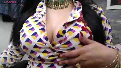 dalia dubey online show from April 23, 12:29 pm