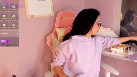 Snapshot of daliajohnson_ chatting on January 25, 4:02 am leila williams online show from January 25, 4:02 am