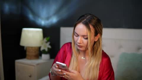  Dalia  online show from August 6, 10:44 pm