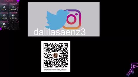Snapshot of dalila_oficials chatting on December 2, 10:45 pm   online show from December 2, 10:45 pm