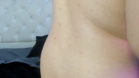 Snapshot of dalmonn_lennoxx chatting on February 9, 6:37 pm dalmonn lennoxx online show from February 9, 6:37 pm