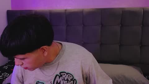 Snapshot of dalmonn_lennoxx chatting on March 3, 6:33 pm dalmonn lennoxx online show from March 3, 6:33 pm