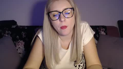 Maria online show from March 8, 9:18 pm